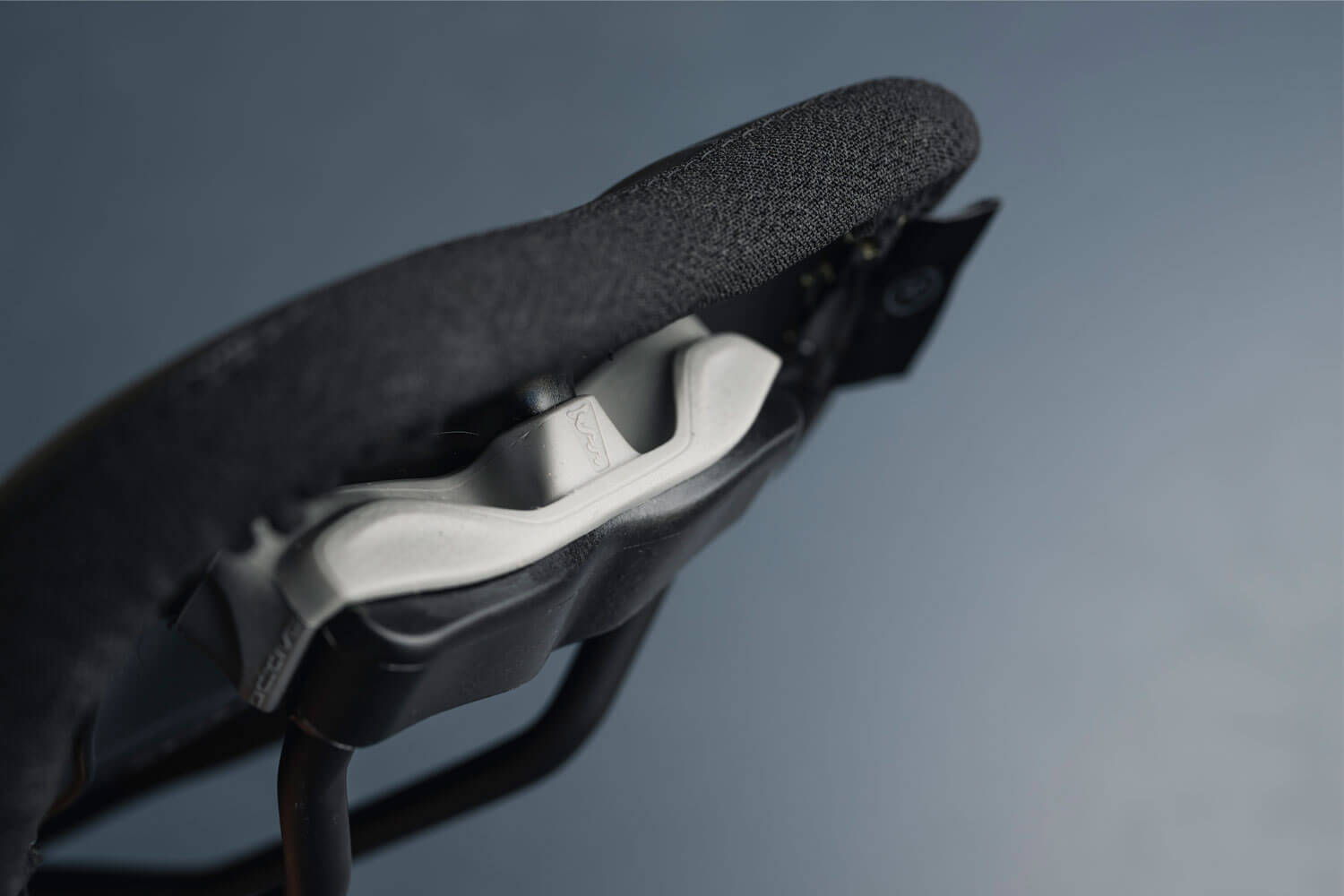 SQlab Sattel 614 Ergowave active 2.1 S-Tube  